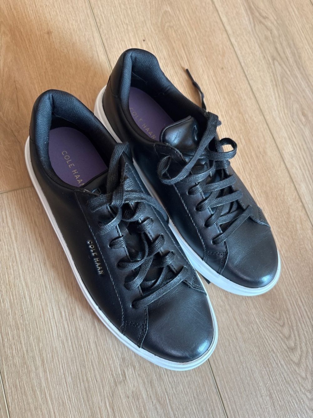 Cole Haan Women’s  Black Leather Tennis Sneakers Size 8